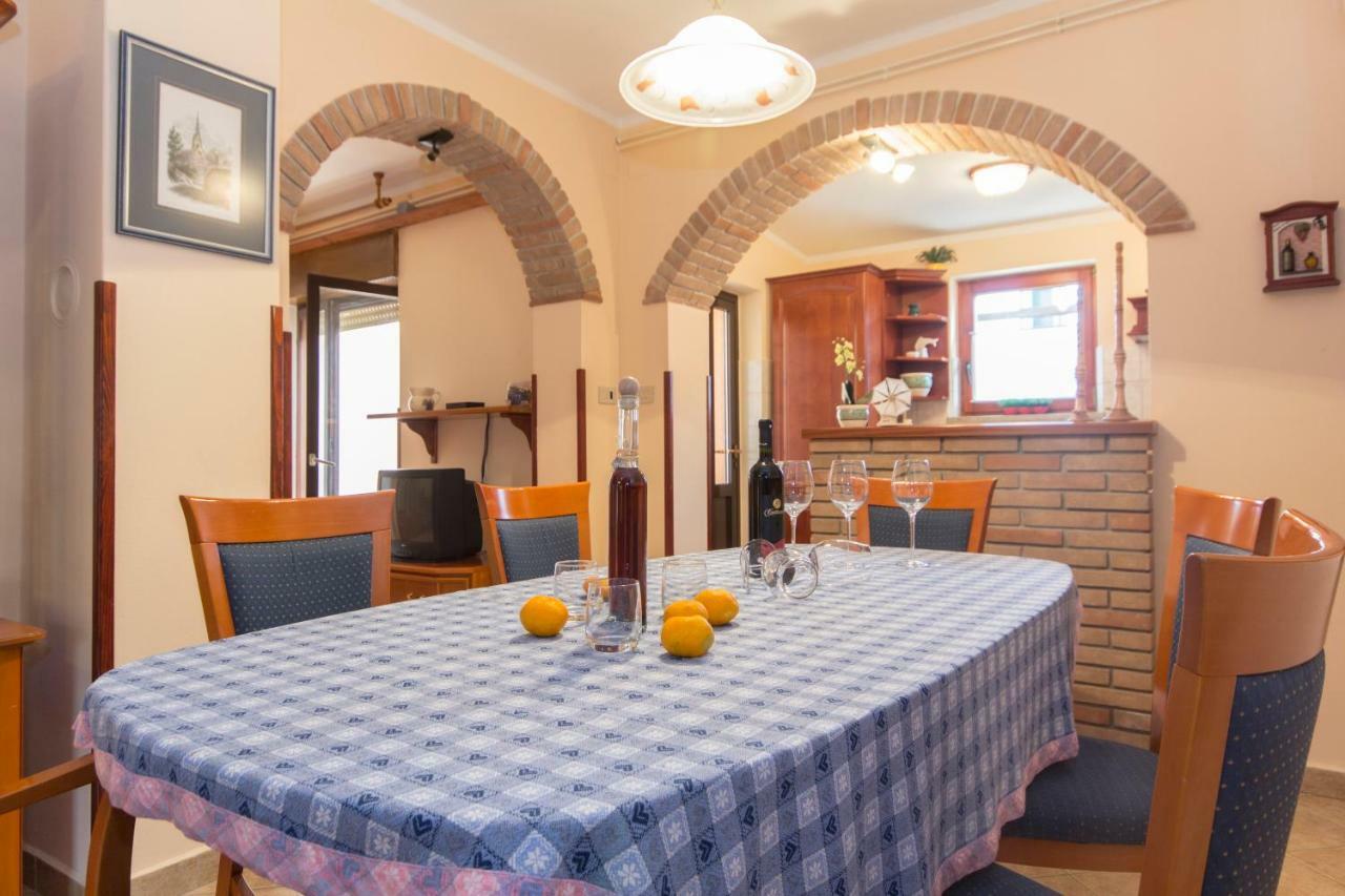 Guest House Ljubica Medulin Kültér fotó